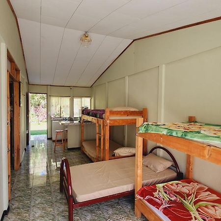 Hospedajes Richie Eco Camp Providencia Exterior photo