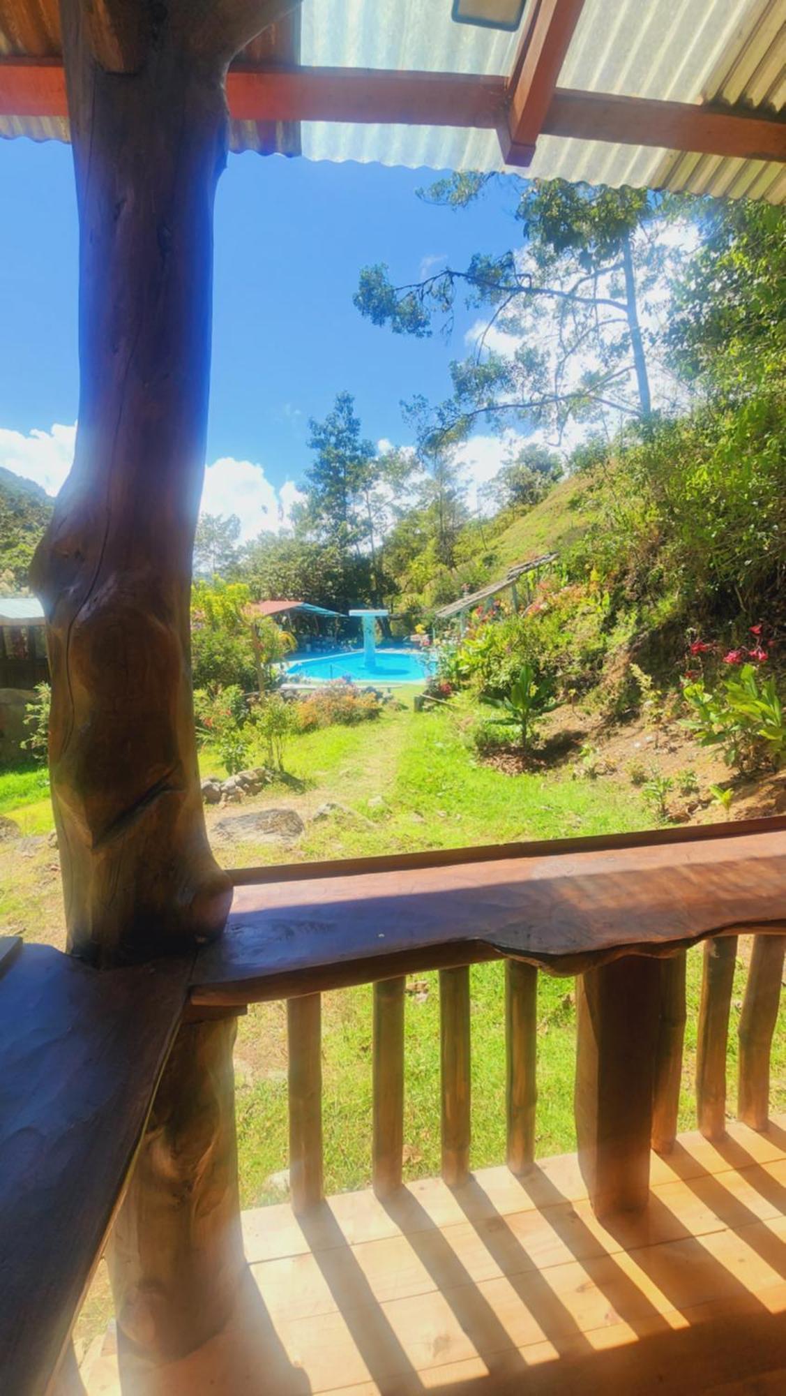 Hospedajes Richie Eco Camp Providencia Exterior photo