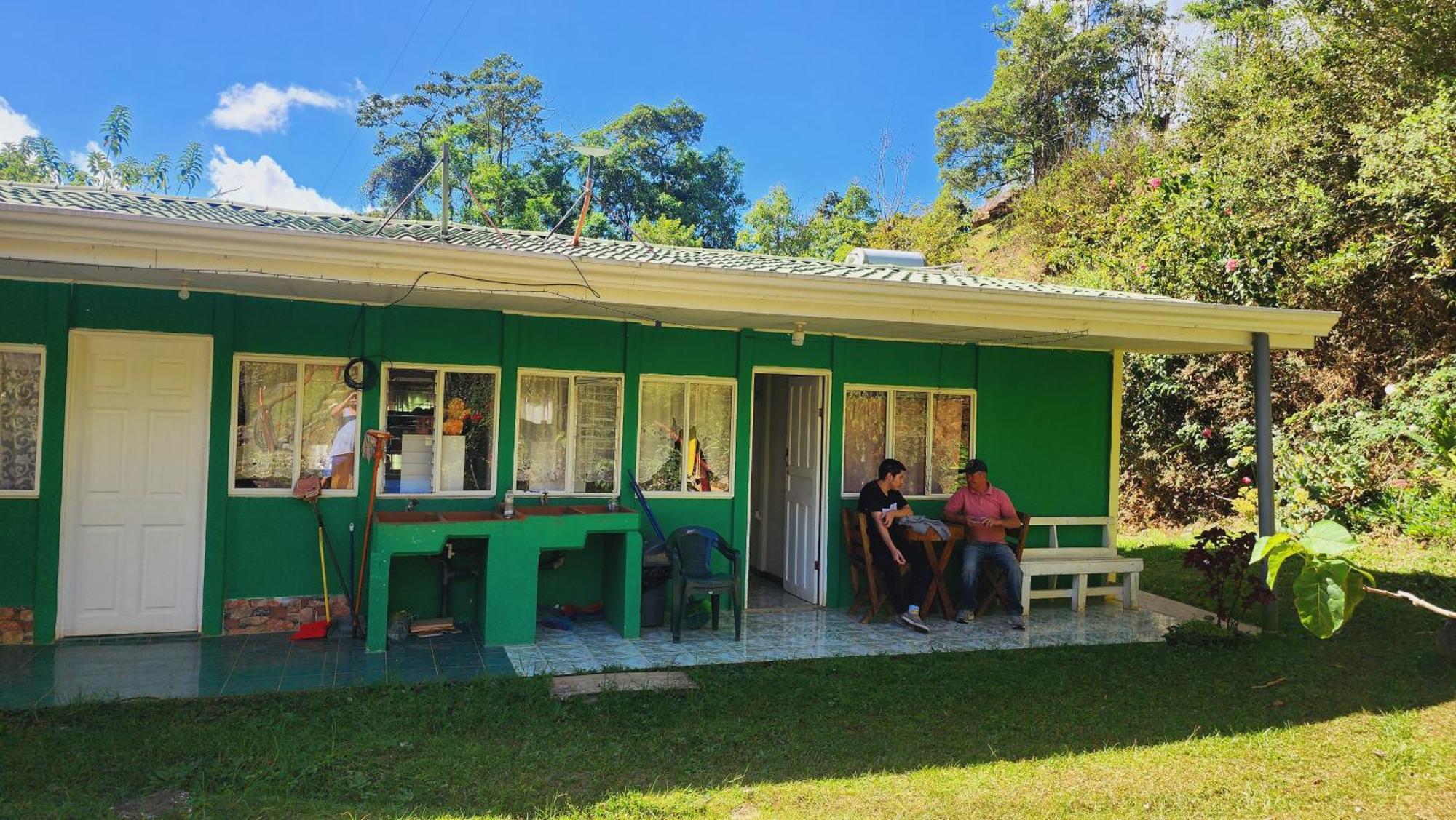 Hospedajes Richie Eco Camp Providencia Exterior photo