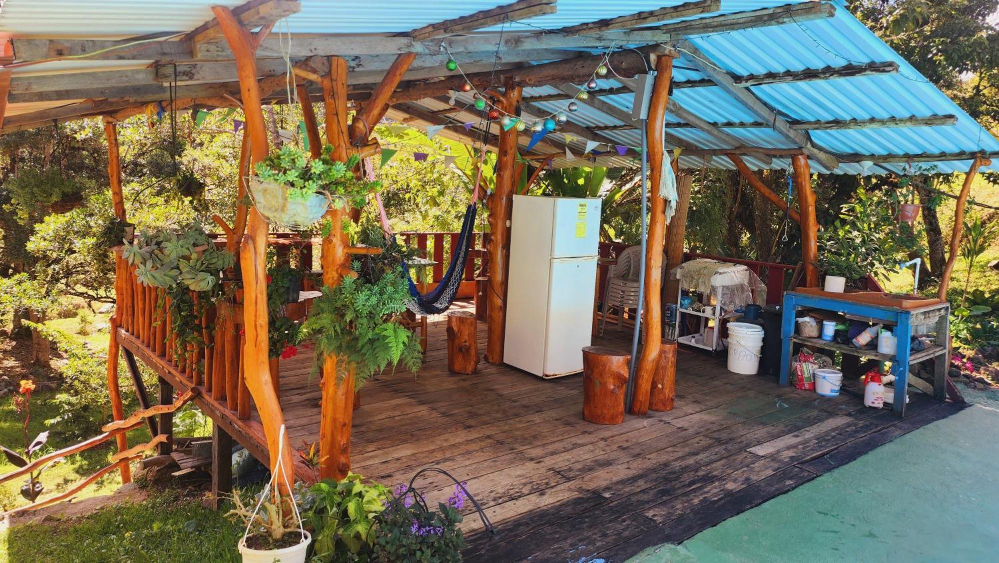 Hospedajes Richie Eco Camp Providencia Exterior photo