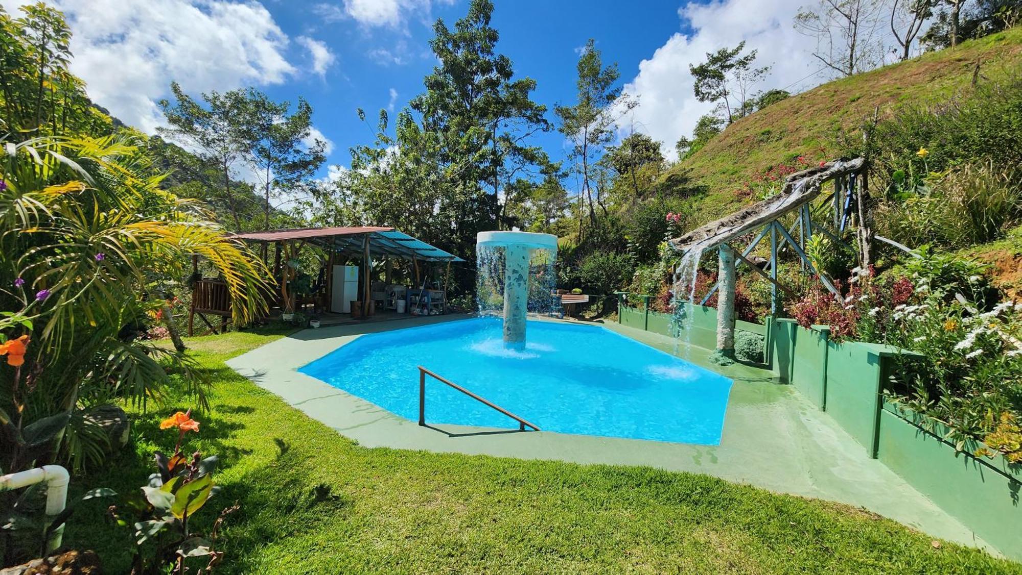 Hospedajes Richie Eco Camp Providencia Exterior photo